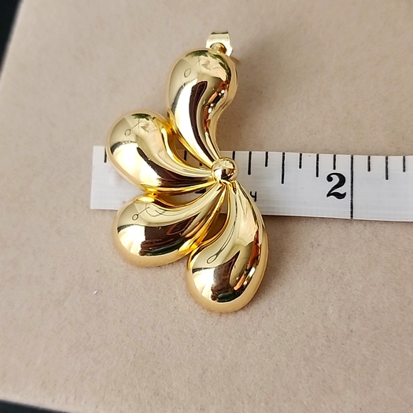 Gold Swirl Flower Post Earrings - Picture 11 of 11